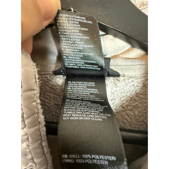 The North Face Osito 2 Gray Breast Cancer Awareness Fuzy Soft Jacket - Medium - Picture 8 of 8